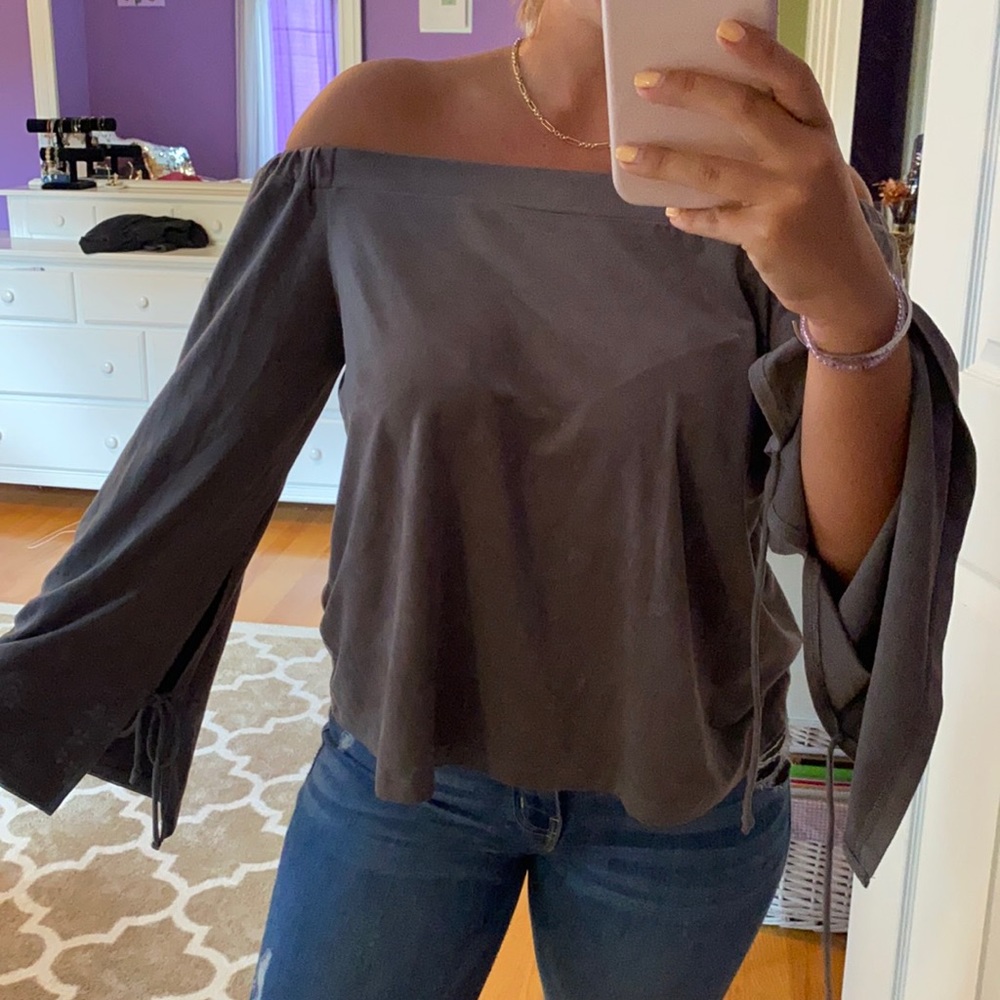Gray velvety strapless long sleeve s